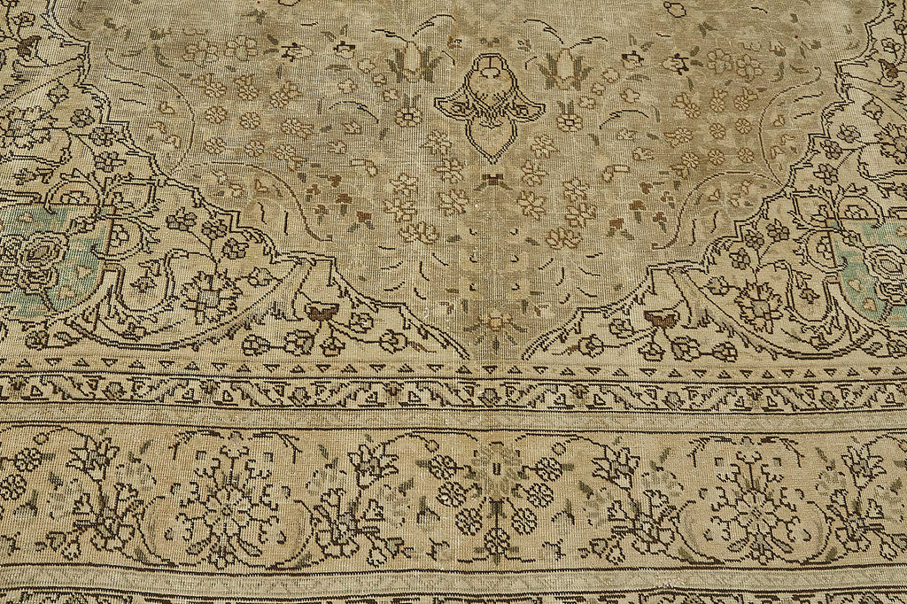 Beige vintage Persian rug 50192, 2.33 x 3.25 metres – photograph 10