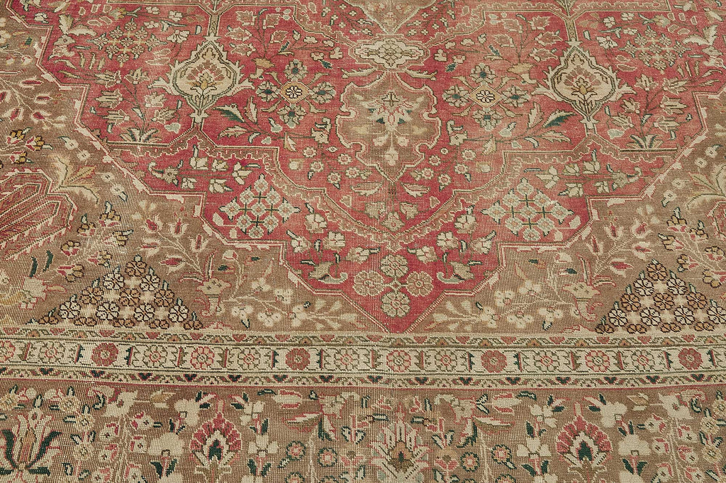 Beige vintage Persian rug 50193, 2.76 x 3.77 metres – photograph 10