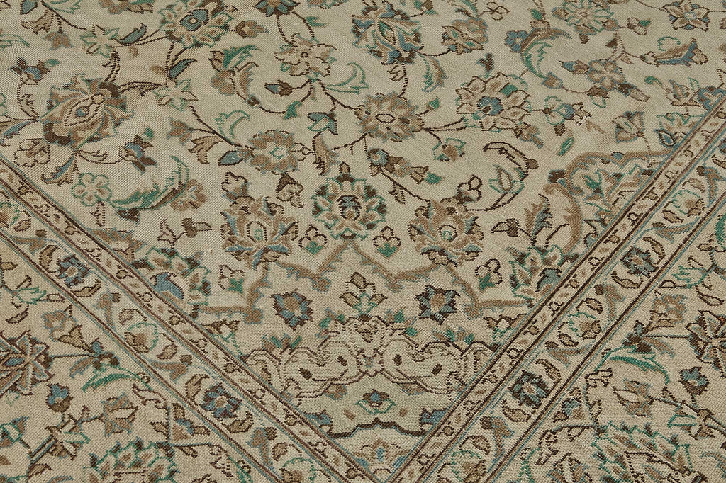 Beige vintage Persian rug 50204, 2.37 x 3.38 metres – photograph 9