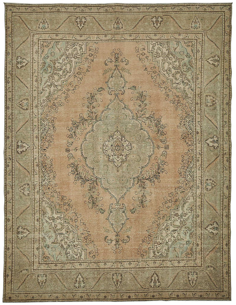 Beige vintage Persian rug 50235, 2.92 x 3.81 metres – full rug