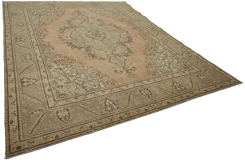 Beige vintage Persian rug 50235, 2.92 x 3.81 metres – photograph 2