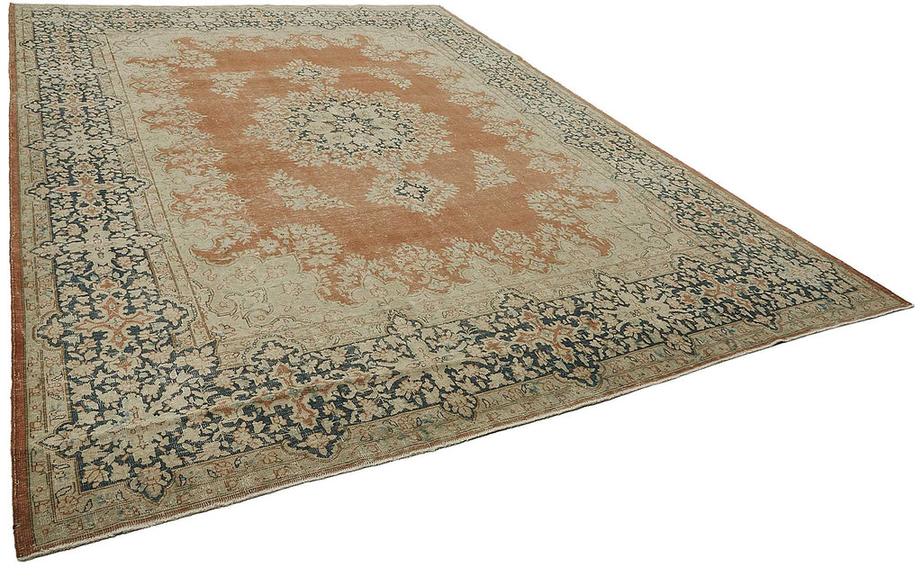 Beige vintage Persian rug 50242, 2.98 x 4.06 metres – photograph 2