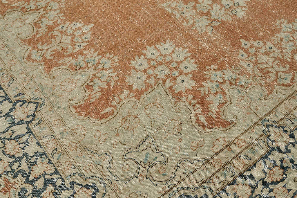 Beige vintage Persian rug 50242, 2.98 x 4.06 metres – photograph 9