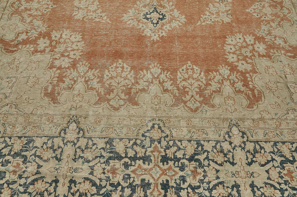 Beige vintage Persian rug 50242, 2.98 x 4.06 metres – photograph 10