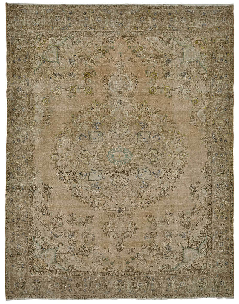 Beige vintage Persian rug 50243, 2.92 x 3.76 metres – full rug
