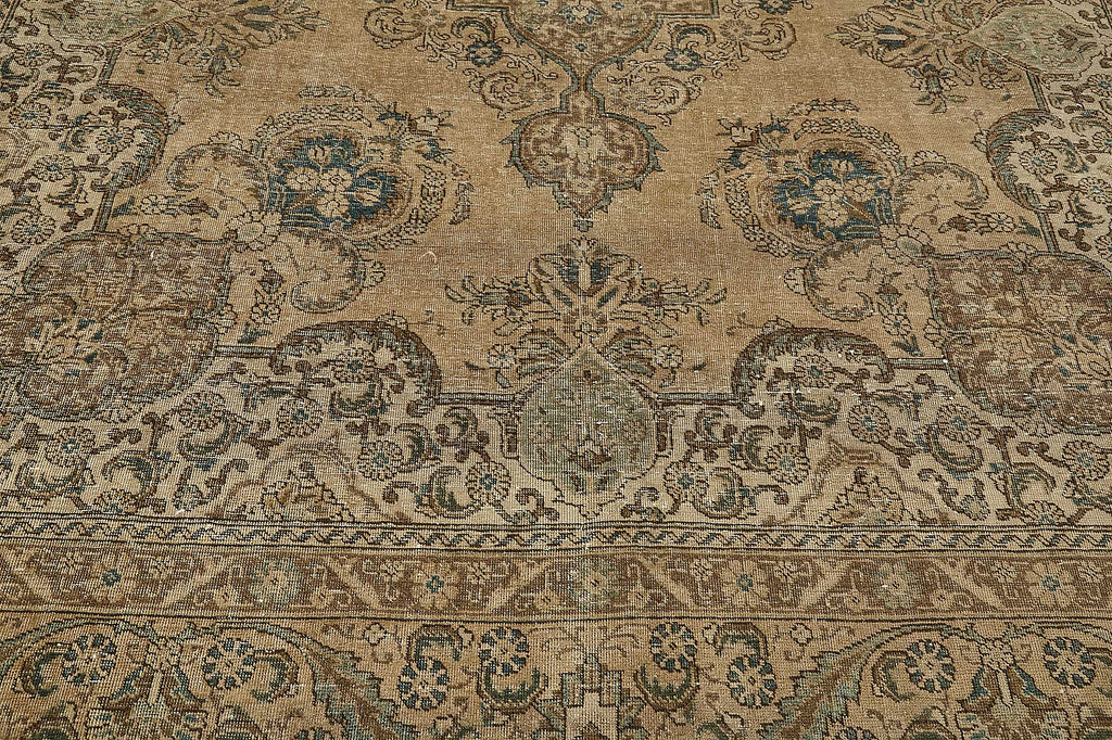 Beige vintage Persian rug 50244, 2.96 x 3.85 metres – photograph 10