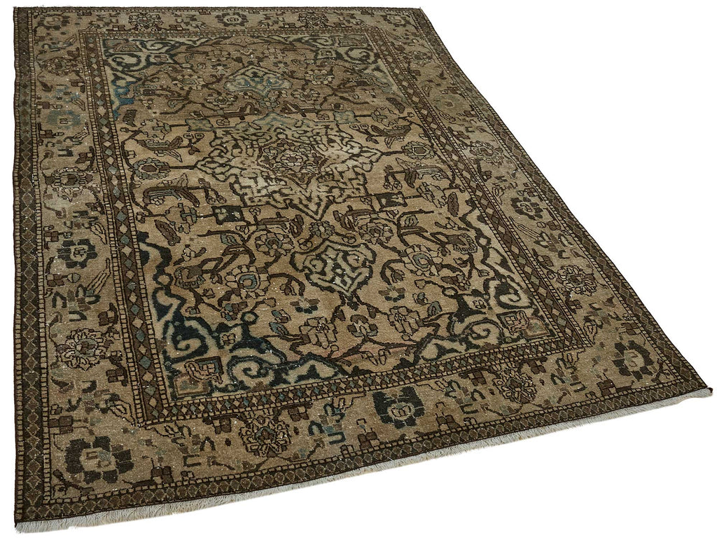 Beige vintage Persian rug 50979, 1.37 x 1.90 metres – photograph 2