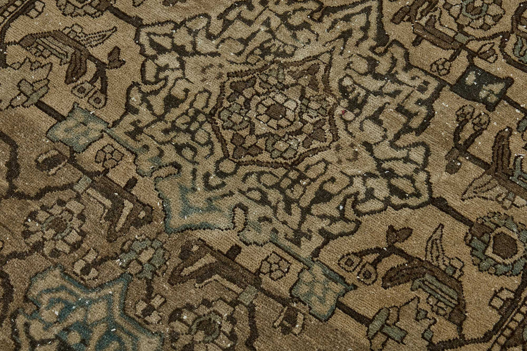 Beige vintage Persian rug 50979, 1.37 x 1.90 metres – photograph 5