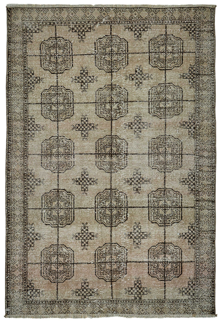 Beige vintage Persian rug 50980, 1.24 x 1.83 metres – full rug