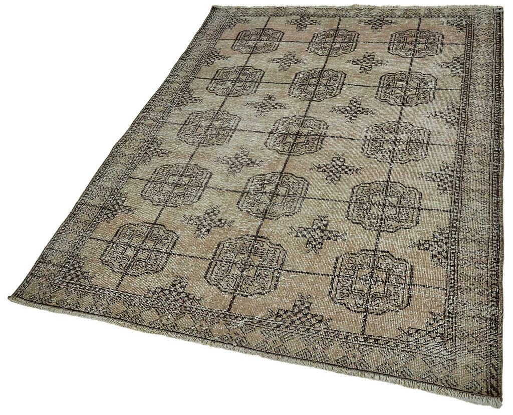 Beige vintage Persian rug 50980, 1.24 x 1.83 metres – photograph 3
