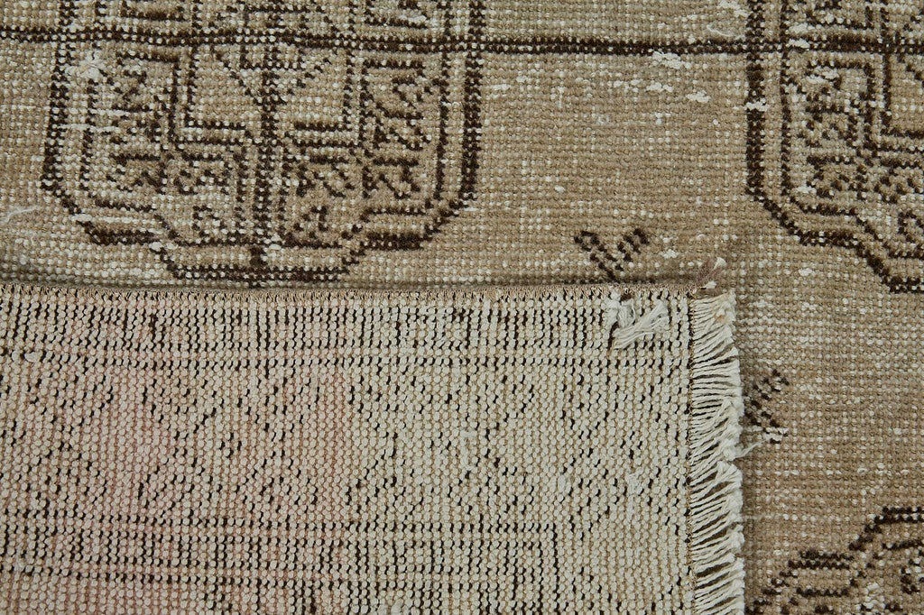 Beige vintage Persian rug 50980, 1.24 x 1.83 metres – photograph 7