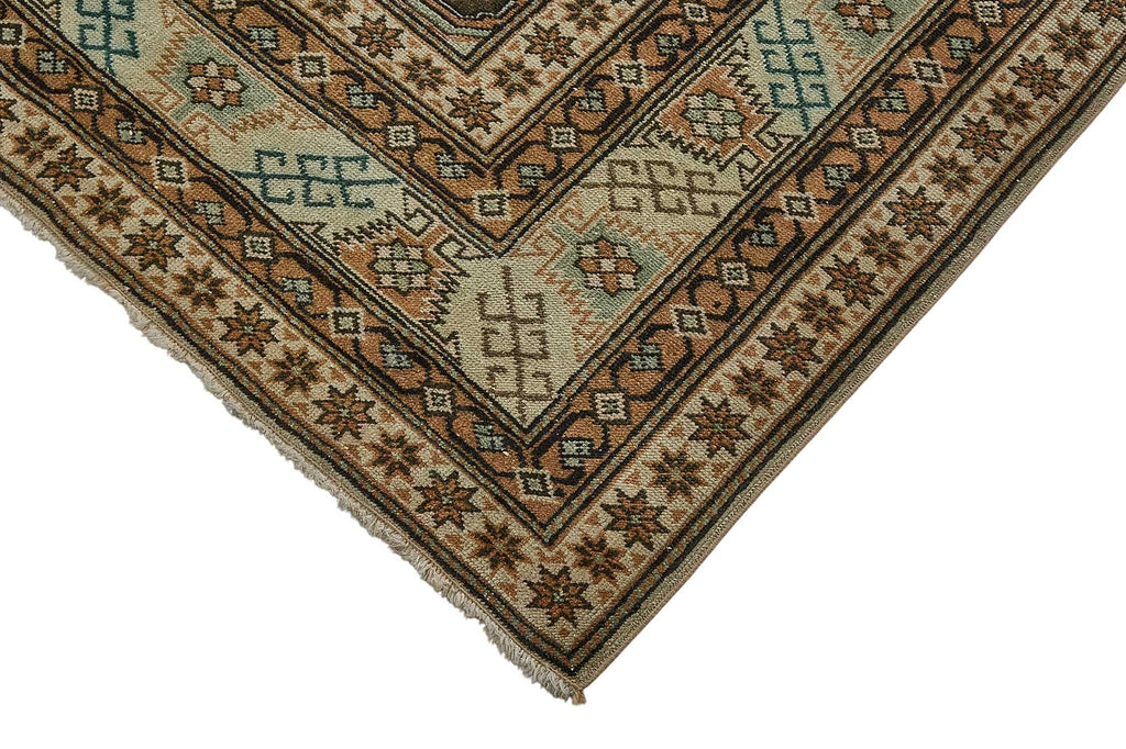 Beige vintage Persian rug 50987, 2.44 x 3.66 metres – photograph 4