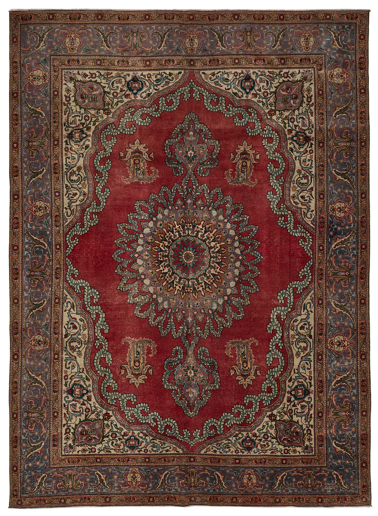 Red vintage Persian rug 50991, 2.77 x 3.80 metres – full rug