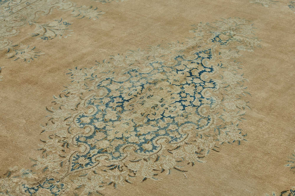 Beige vintage Persian rug 50995, 2.90 x 3.89 metres – photograph 5