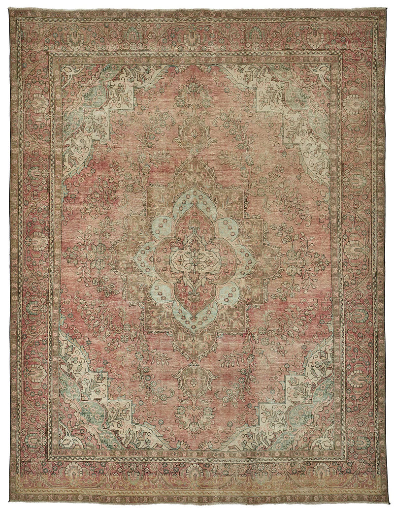Beige vintage Persian rug 50997, 2.90 x 3.89 metres – full rug