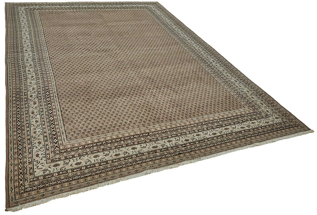 Beige vintage Persian rug 51025, 2.46 x 3.43 metres – photograph 2