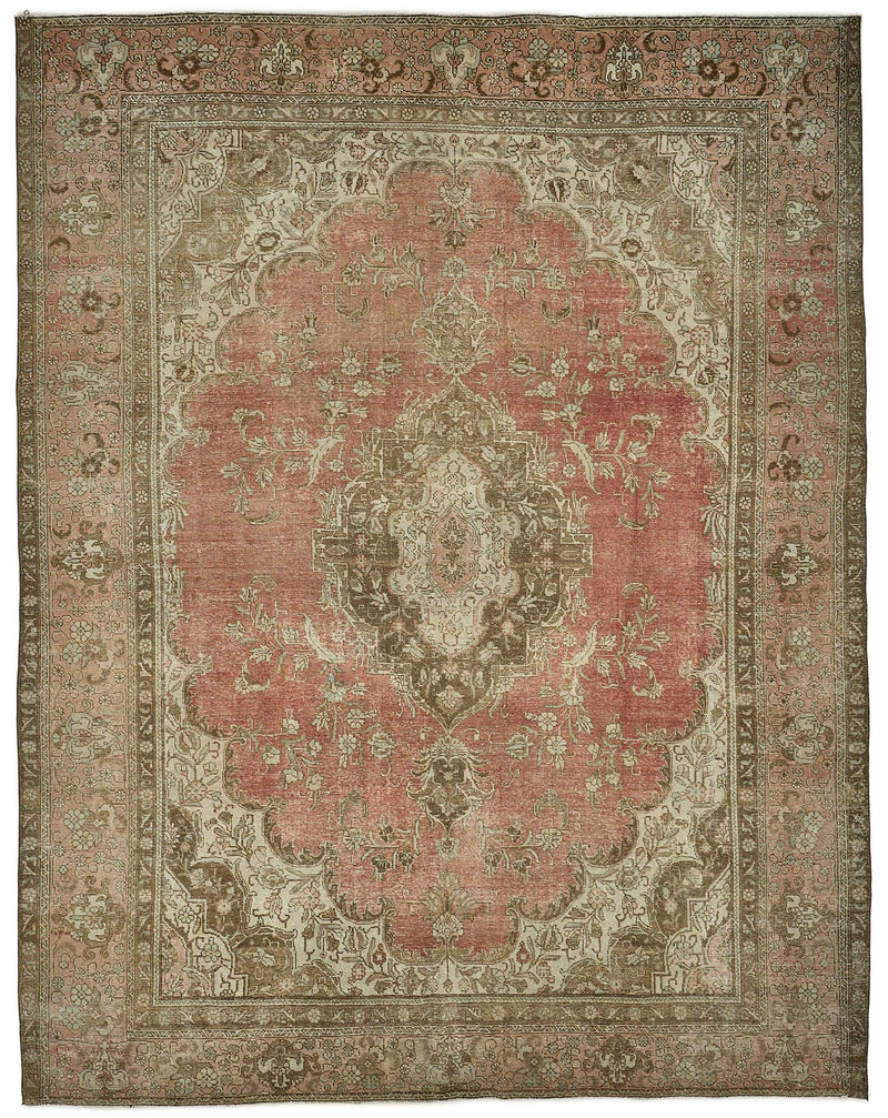 Beige vintage Persian rug 51029, 3.18 x 4.07 metres – full rug