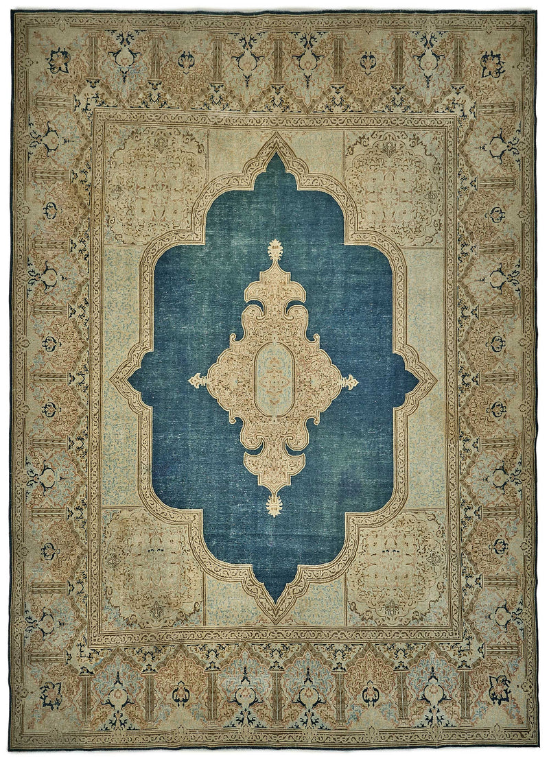 Beige vintage Persian rug 51030, 3.04 x 4.13 metres – full rug