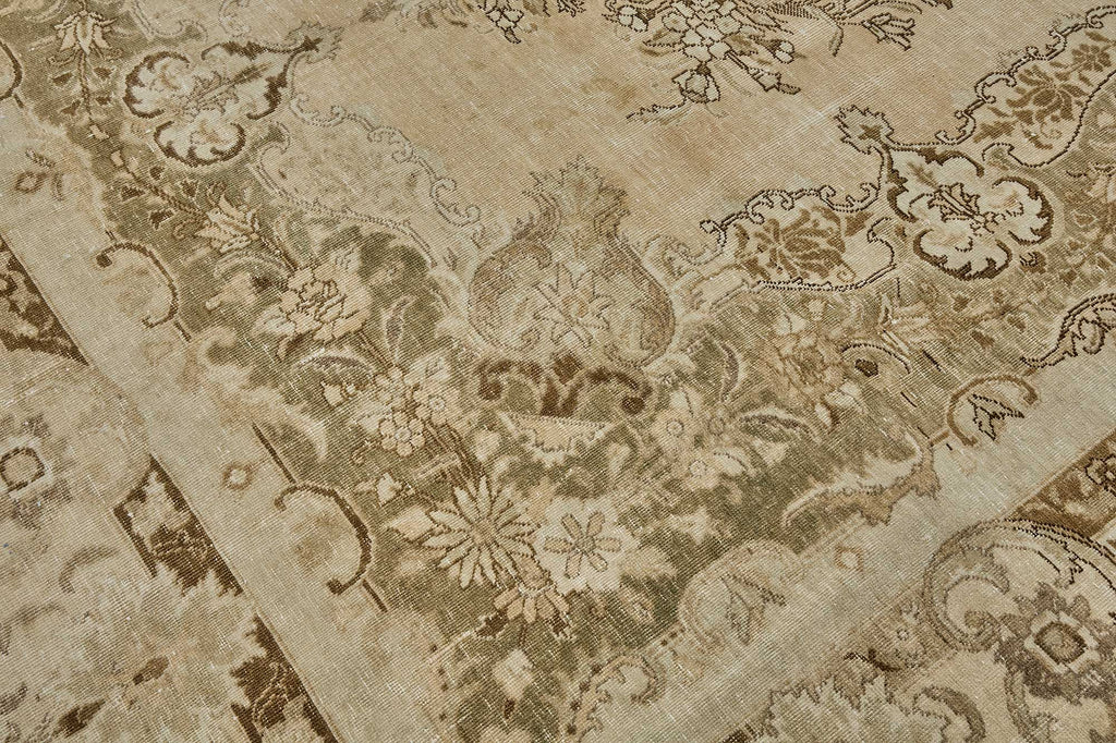 Beige vintage Persian rug 51037, 2.90 x 3.71 metres – photograph 9
