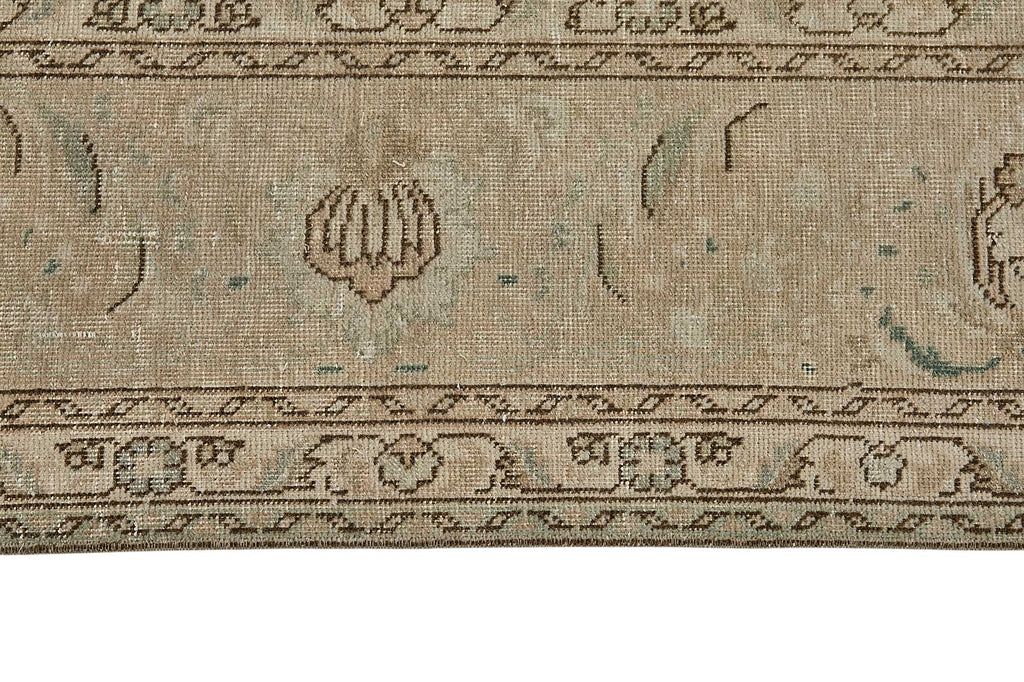 Beige vintage Persian rug 51042, 2.96 x 3.85 metres – photograph 8