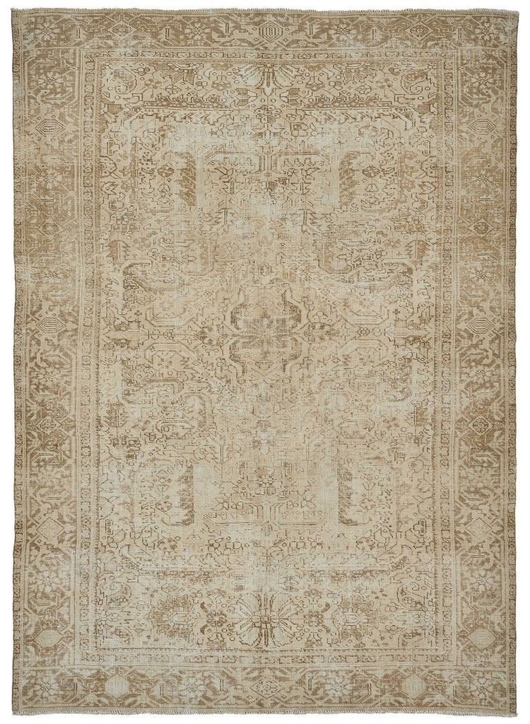 Beige vintage Persian rug 51043, 2.38 x 3.31 metres – full rug