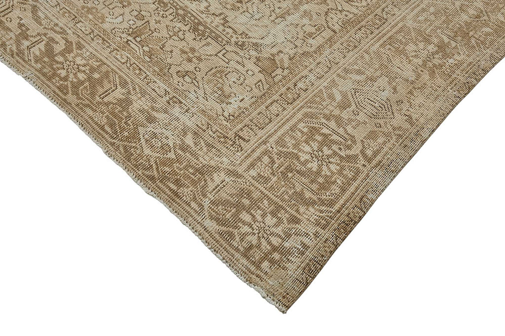 Beige vintage Persian rug 51043, 2.38 x 3.31 metres – photograph 4