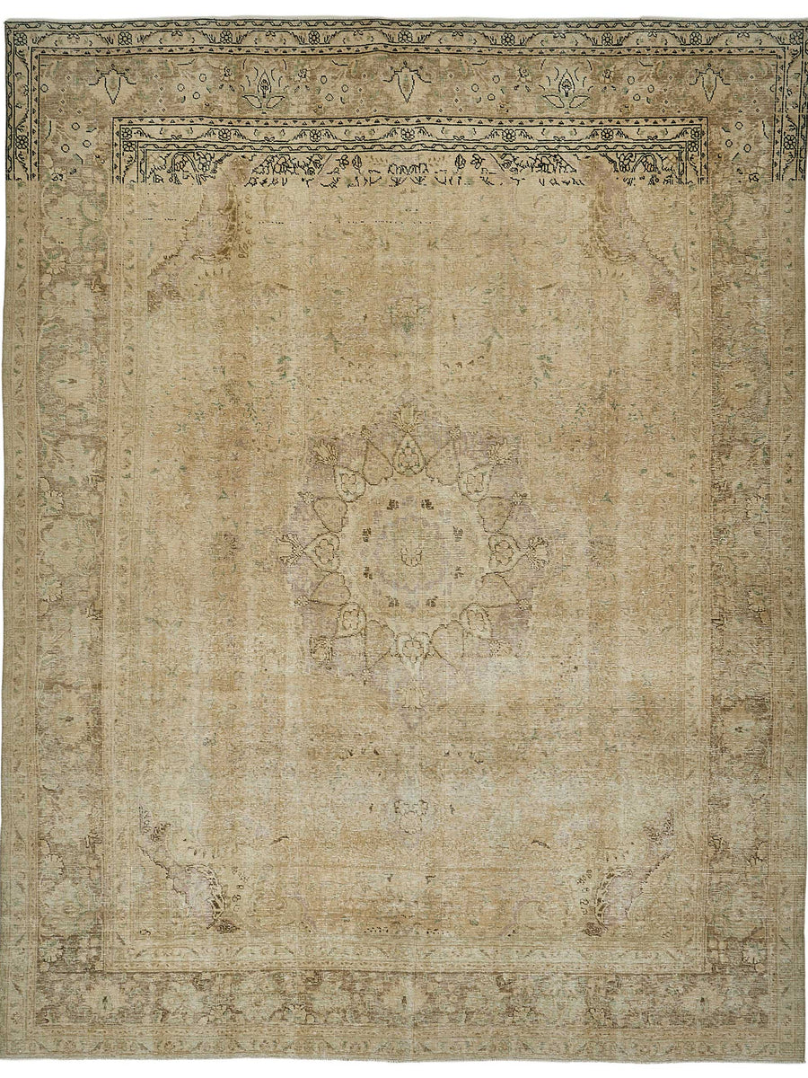 Vintage Persian Rug – Beige, 295 × 382 cm | 51046