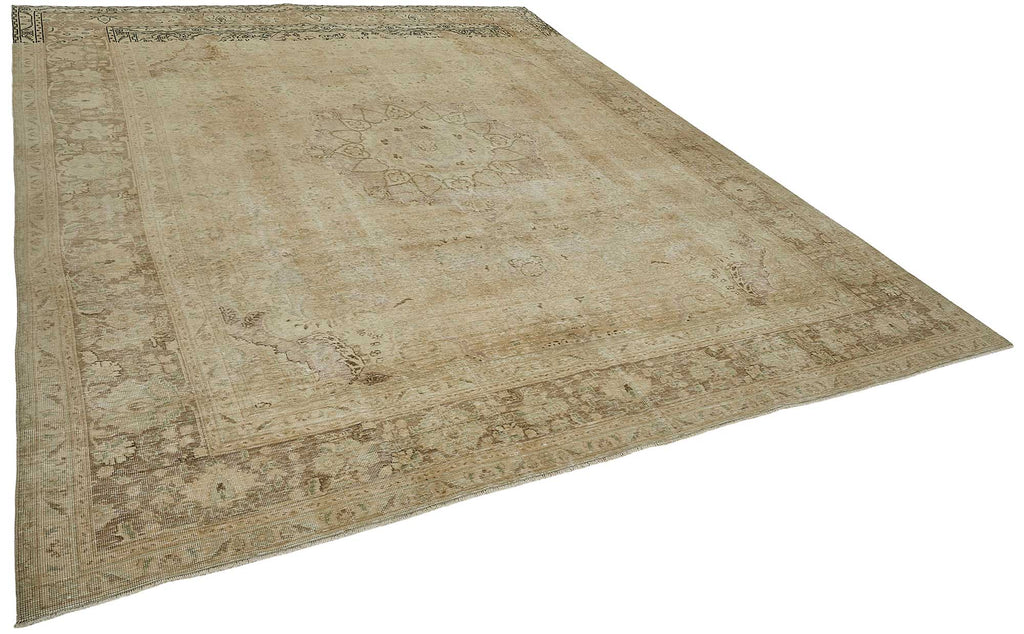 Beige vintage Persian rug 51046, 2.95 x 3.82 metres – photograph 2