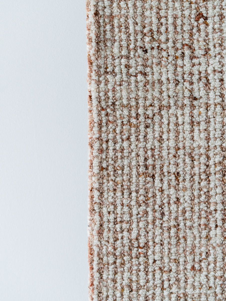 Halo Designer Rug - Peach/White