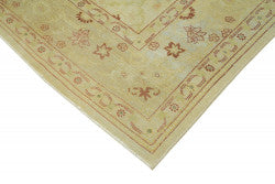 Beige Oushak rug 33296