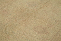 Beige Oushak rug 33312