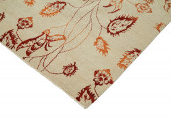 Beige Oushak rug 33382