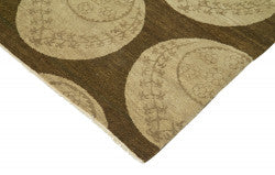 Brown Oushak rug 33380