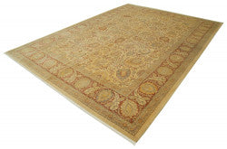 Yellow Oushak rug 33359