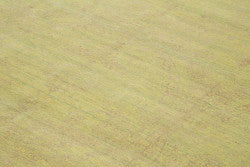 Green Oushak rug 33378