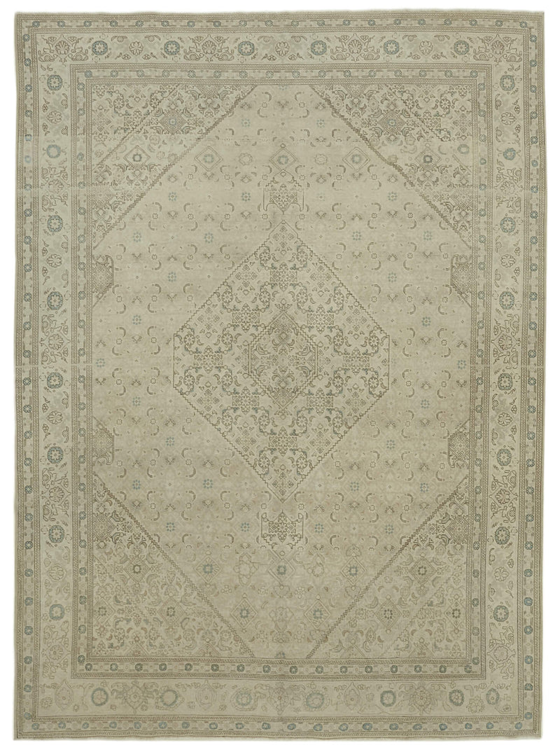 Solaris Lullaby Vintage Persian Rug - 2.60 x 3.52