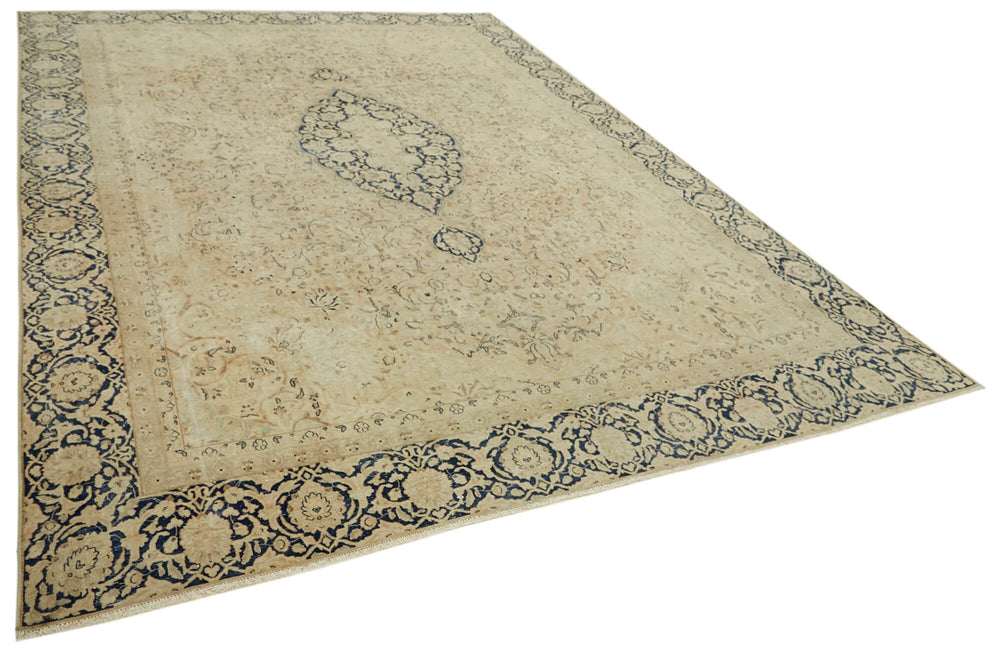 Solaris Echoes Vintage Persian Rug - 2.76 x 3.80
