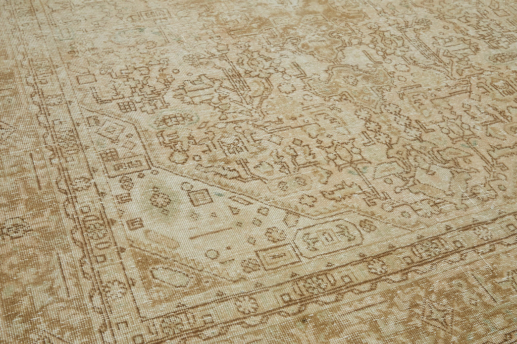 Astralis Melody Vintage Persian Rug - 1.91 x 2.67