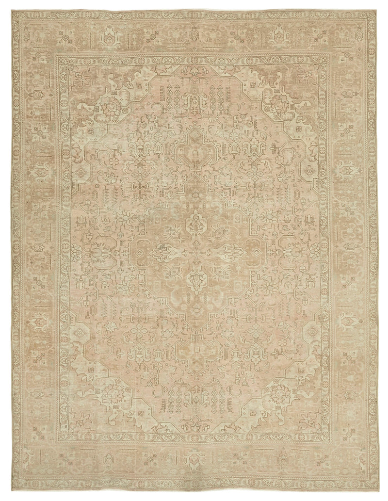 Arcane Harmony Vintage Persian Rug - 2.48 x 3.30