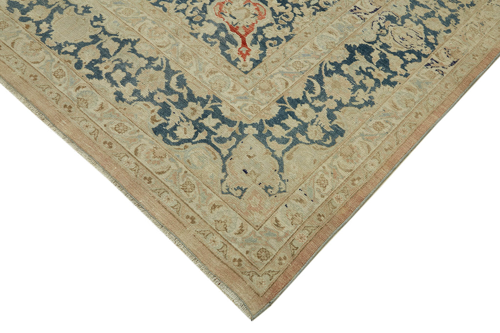 Solara Echo Vintage Persian Rug - 3.05 x 3.90