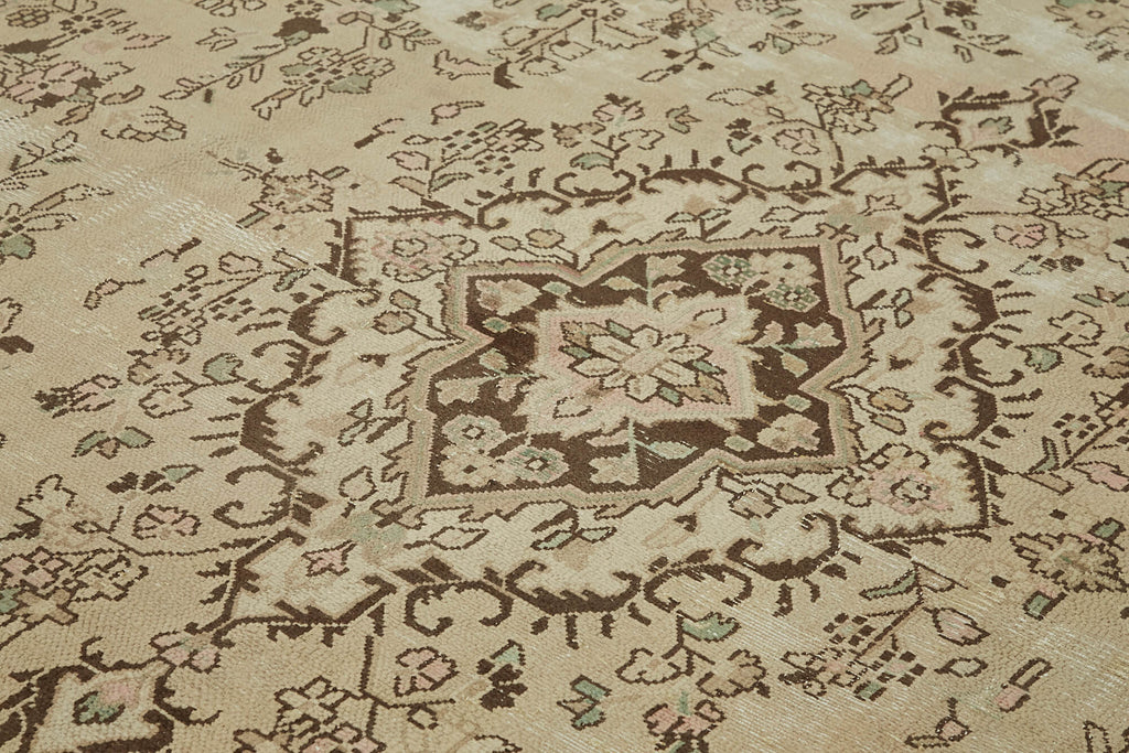 Seraphim Echoes Vintage Persian Rug - 3.15 x 3.94 - SamaRugs