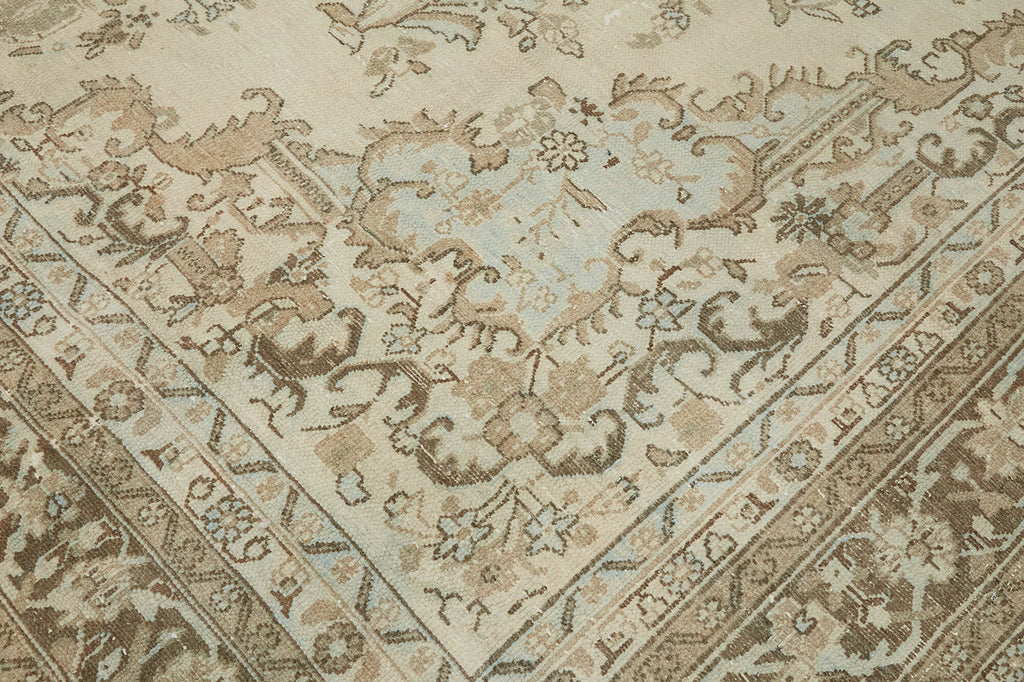 Aurora Harmony Vintage Persian Rug - 3.05 x 4.00 - SamaRugs