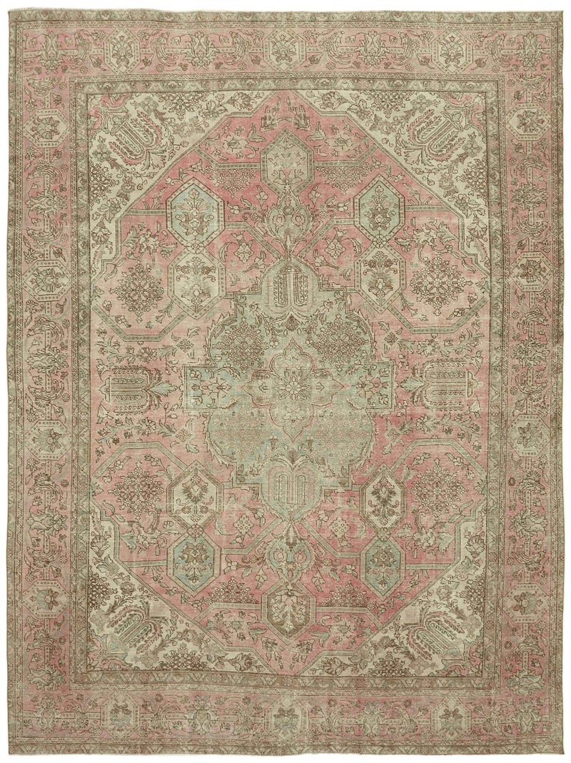 Aurora Lullaby Vintage Persian Rug - 2.84 x 3.84 - SamaRugs