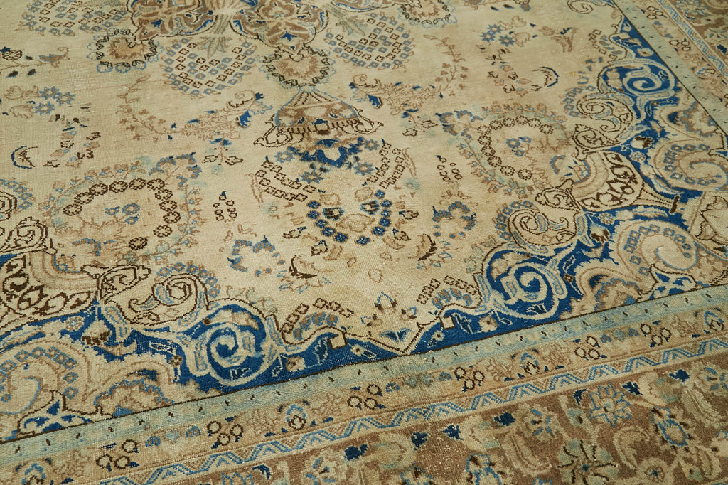 Lyric Dream Persian Rug - 2.85 x 3.70