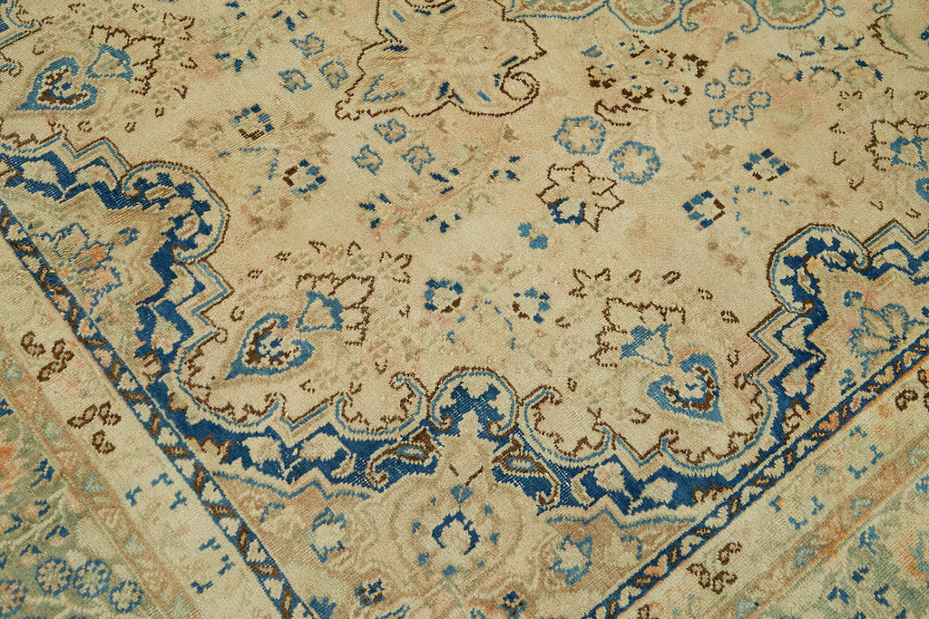 Valorian Serenity Persian Rug - 1.90 x 2.88