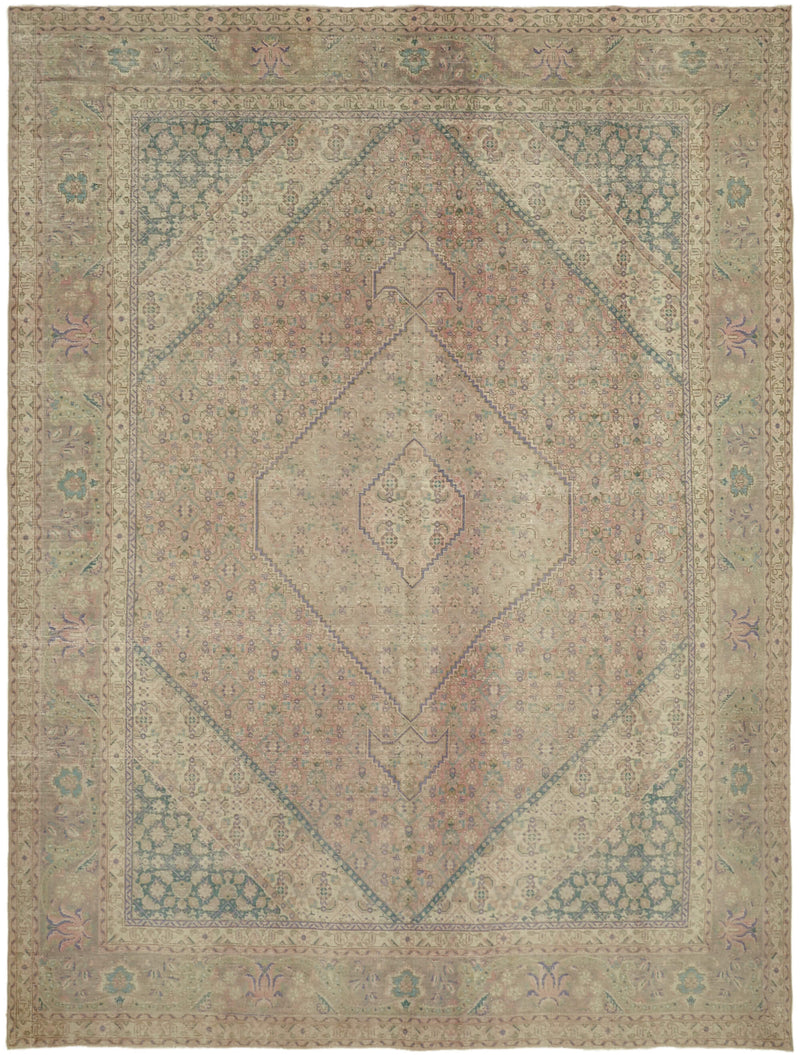 Aurora Echo Persian Rug - 3.00 x 3.92