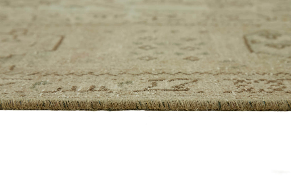 Aria Melodic Persian Rug - 2.42 x 3.35