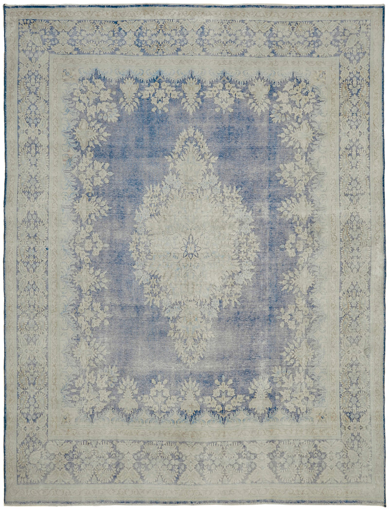 Elysian Vintage Persian Rug - 2.95 x 3.76