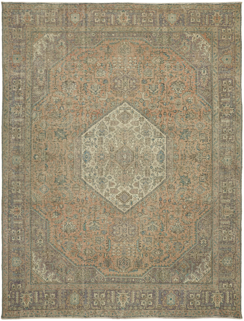 Elysian Vintage Persian Rug - 2.95 x 3.81