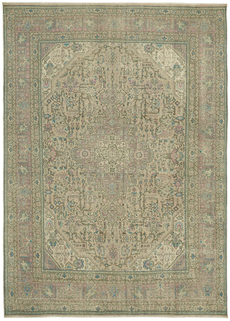 Ethereal Vintage Persian Rug - 2.46 x 3.42 - SamaRugs